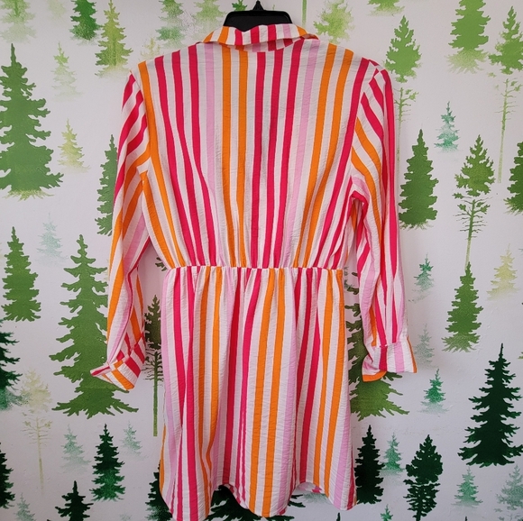 H&M Knot Detail Shirt Dress. - Picture 2 of 12